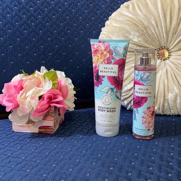 Bath & Body Works Other - ❤️BATH & BODY WORKS SET. . . HELLO BEAUTIFUL